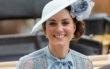 Кейт Миддлтон поделилась архивными снимками с детьми