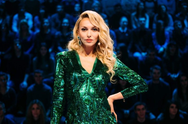 Ольга Полякова занимается спортом вместе с дочерью