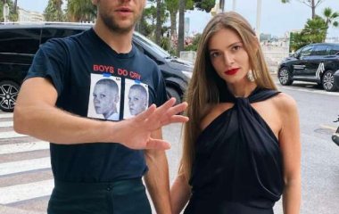 Жена Ивана Дорна впервые показала их детей и шокировала, как 8-летний сын похож на него