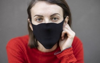 Лікарі розповіли, коли ваша багаторазова маска стає небезпечною для здоров'я?