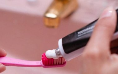 Чому буває поганий запах із рота