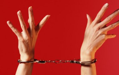 Почему в сексе многие фантазируют о изнасиловании. Мнение сексолога