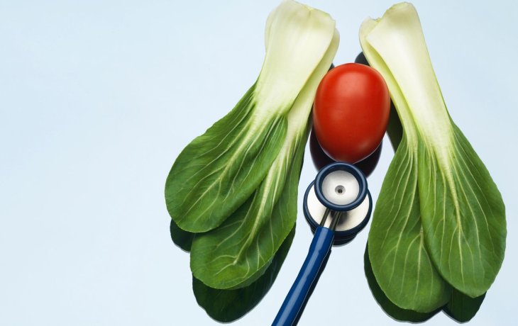 Медики назвали вредные и полезные продукты при заболевании пневмонией