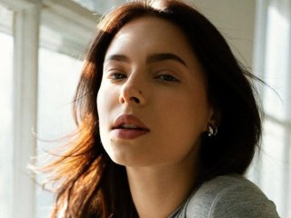 Старша донька Олени Кравець показала свого бойфренда-красунчика й публічно звернулася до нього