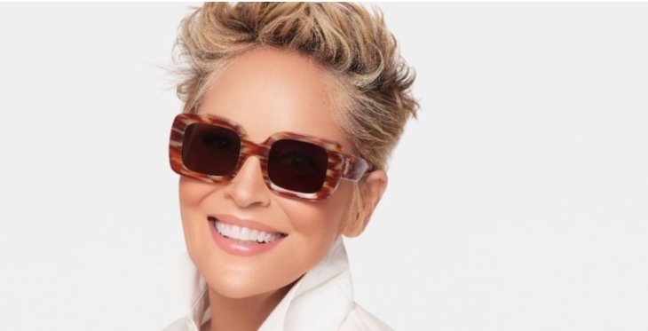 65-летняя Шэрон Стоун появилась в аэропорту в образе стоимостью $15 тысяч