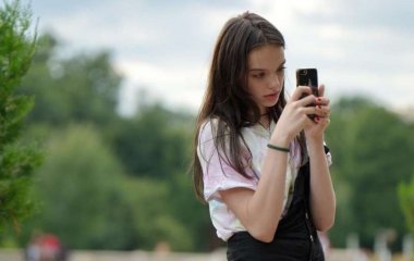 Офтальмолог рассказала о вреде излучения от экранов гаджетов