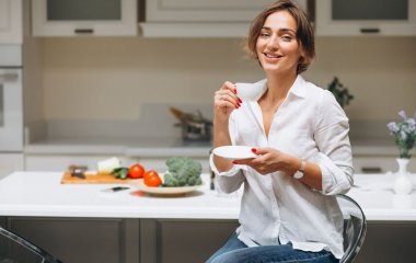 Секрет здорового тела: диетолог рассказала, какой продукт эффективно сжигает жир на животе