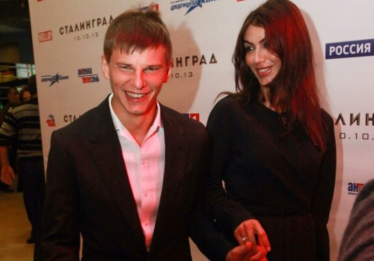 «Он не тиран, а психопат»: тяжелобольная экс-жена Аршавина с ужасом вспомнила о разводе