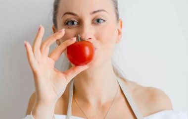 Які продукти допомагають позбутися зморшок