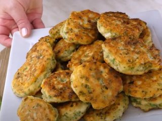 Коли ліньки морочитися з тістом. Ліниві пиріжки на кефірі із зеленою цибулею та яйцем