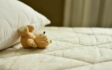 Лікар пояснив, на чому краще спати