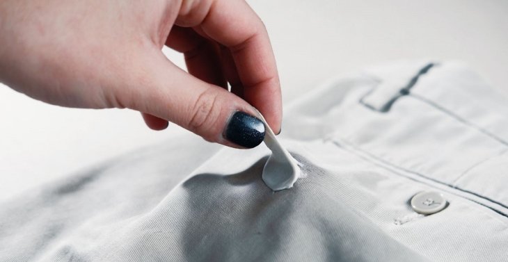 Як видалити жуйку з одягу