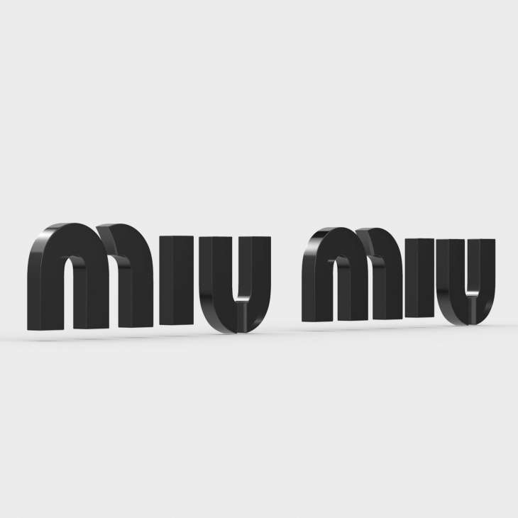 Ким Бейсингер, Хлоя Севиньи и другие звезды снялись в новой кампании Miu Miu
