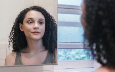 Як можна без допомоги лікарів виглядати молодше: 5 простих правил