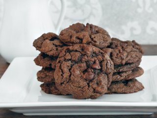 Рецепт быстрого шоколадного печенья на сковороде