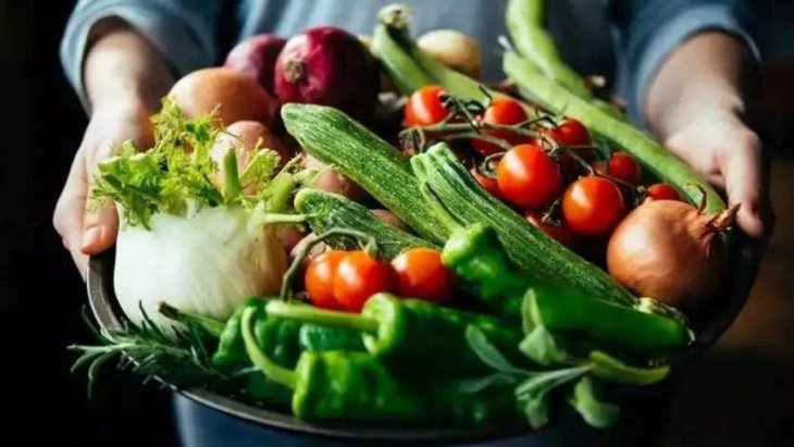 Помогут забыть о голоде: 10 полезных фруктов и ягод, которые стоит включить в свой рацион