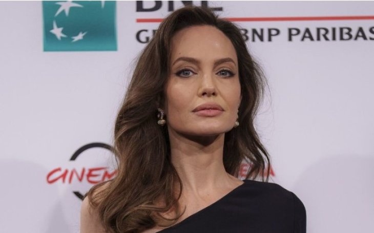 Анджелина Джоли во второй раз поддержала Сектор Газы и назвала его 