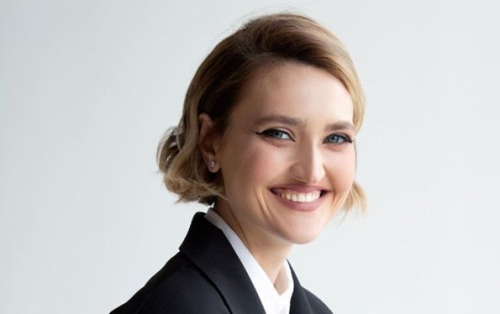 Вера Кекелия на редком фото показала заметно подросшего годовалого сына