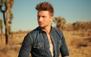 Сергей Лазарев ответил на комментарии хейтеров