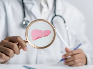 Вчені виявили несподіваний зв’язок між пізньою вечерею та здоров’ям печінки