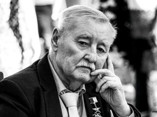 Ігорю Покладу встановили пам'ятник: який вигляд має могила композитора і яка була його остання воля