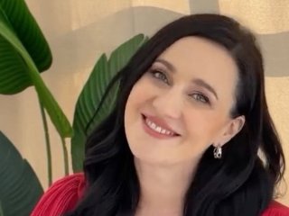 Вагітна Вітвіцька показала зсередини квартиру, куди після ремонту переїде з новонародженим сином