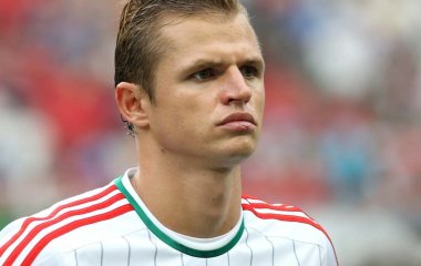 Дмитрий Тарасов оставил беременную жену с ребенком