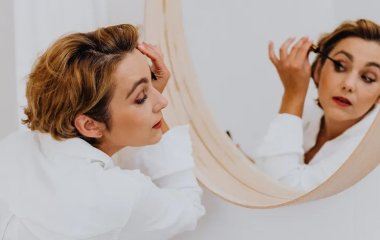 Как не нужно краситься: три распространенные ошибки в макияже