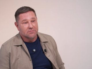 Зник з екранів на чотири роки: відомий ведучий зізнався, ким працює під час війни та на що живе