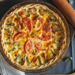 Элементарный киш с курицей и овощами для сытного обеда: как приготовить