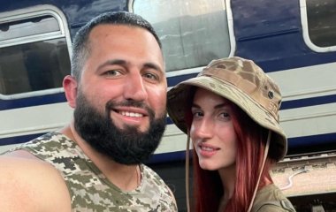 Евгения Эмеральд показала экс-мужа в романтическом реалити-шоу, где он принимал участие