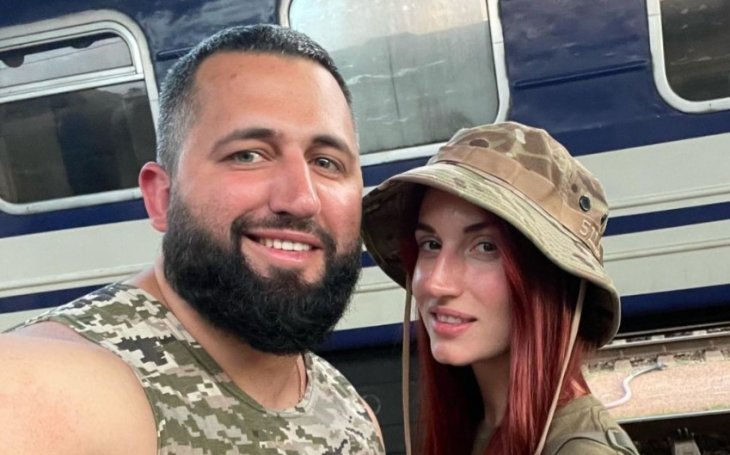 Евгения Эмеральд показала экс-мужа в романтическом реалити-шоу, где он принимал участие