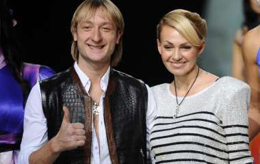 Сын Евгения Плющенко и Яны Рудковской украсил обложку глянца