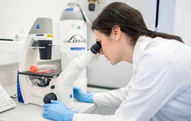 Вчені виявили 290 генів, що визначають час настання менопаузи