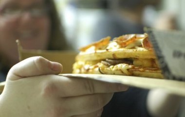 Названі способи впоратися з нічним переїданням