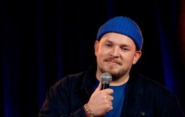 Украинского стендап-комика избили во время концерта в Днепре