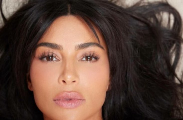 Ким Кардашьян показала, как выглядела до пластических операций