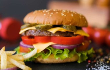 Ресторанная еда значительно повышает риск смерти – исследование