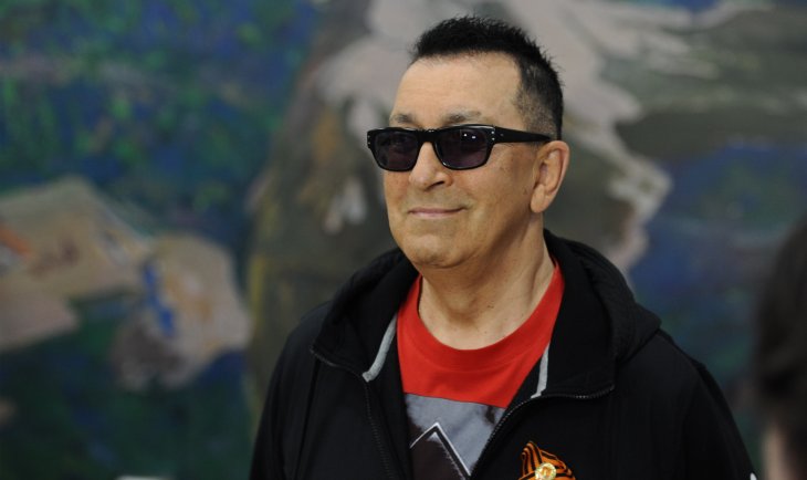 Александр Буйнов поздравил жену с 60-летием