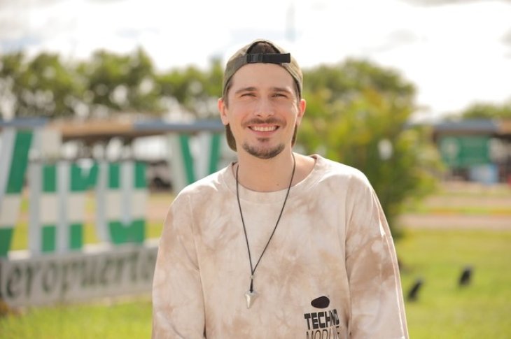 Позитив рассказал о влюбленности в Мишель Андраде