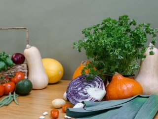 Цей маловідомий овоч б’є всі рекорди: більше заліза, ніж у шпинаті, і вітаміну С, ніж в апельсинах