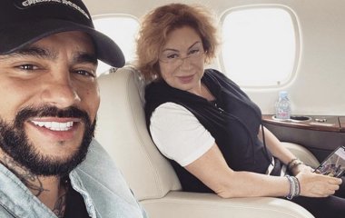 Всех желающих смотреть на взросление Ратмира, мама Тимати Симона грубо оправила на страницу Решетовой