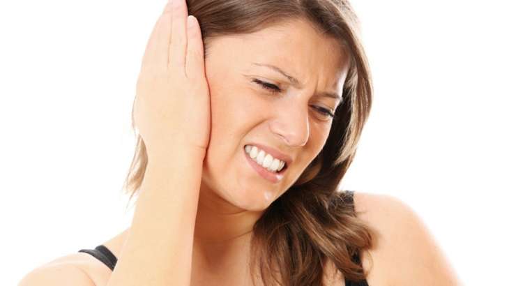 Что делать, если болит ухо: 2 болезни которых стоит избегать