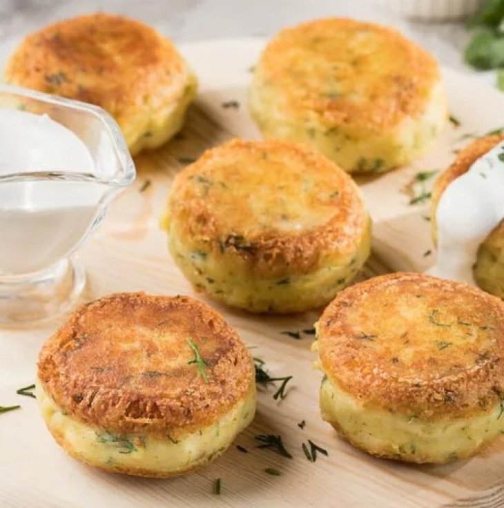 Быстрая и вкусная закуска на ужин: Как приготовить картофельное пюре в кляре