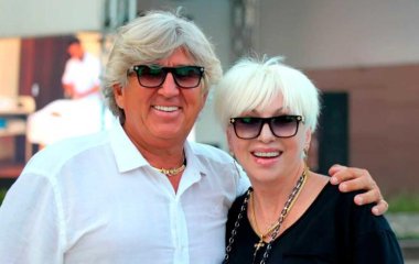 Выводит отца из запоя: сын вдовца Легкоступовой въехал в квартиру покойницы