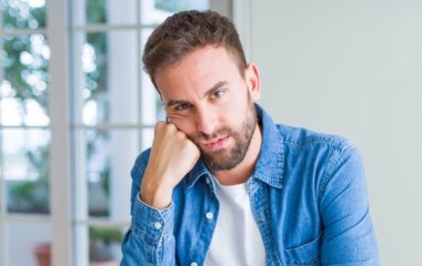 6 вопросов, которые раздражают всех мужчин — и вашего тоже