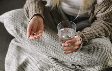 Невролог розповів про небезпеку препаратів від кашлю