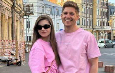 Владимир Остапчук признался, как родители отреагировали на его третий брак с 23-летней избранницей