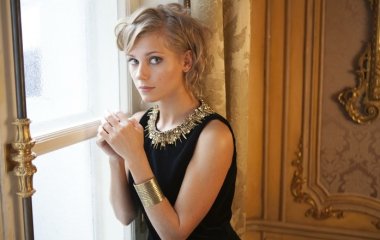 «Очень приятно!»: Асмус в черном лифе вдохновенно станцевала для фанатов (Фото)