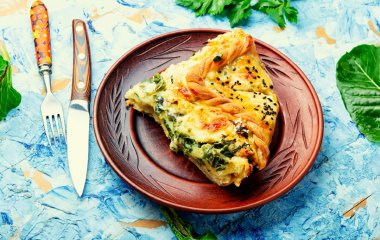 К приходу гостей: лаваш с начинкой из шпината и сыра